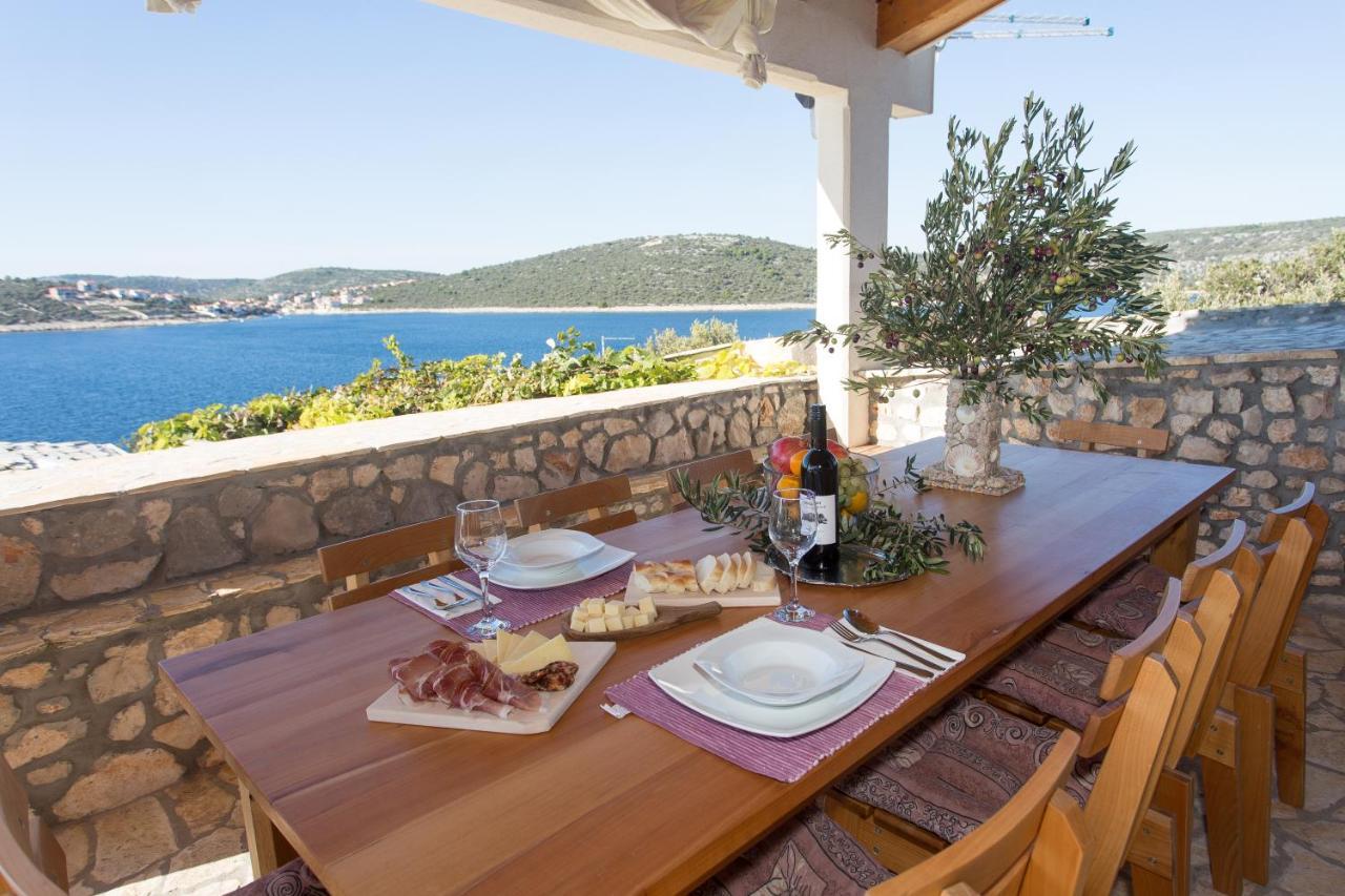 Villa, Stone House With Swimming Pool & Sauna, Beach, Sevid Exterior foto